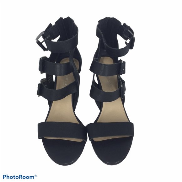 NEW VERY VOLATILE LOS ANGELES 9M Black leather Heel Ankle Strap Buckles - Picture 11 of 13